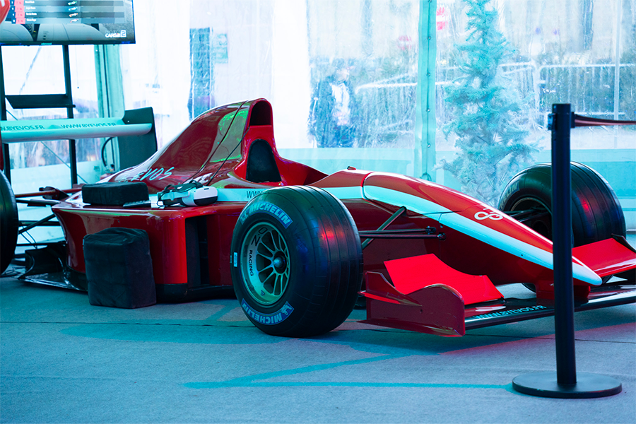 Monoplace Formule 1 éclairage stand